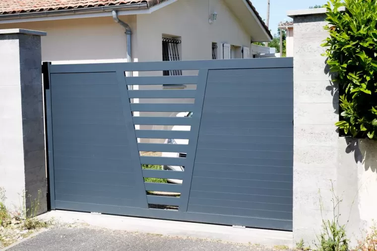 Créer un seuil de portail en pente, Ambérieu-en-Bugey, MIB Maonnerie