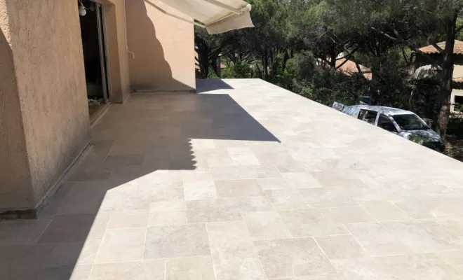 Carrelage et joint terminé